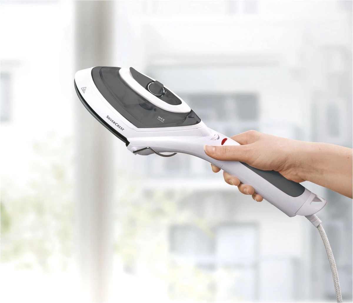 SilverCrest - Brosse à Vapeur - 4 En 1 Repassage, Vapeur, Dépoussiérage, élimination Des Pluis - Vêtements à Vapeur à Main - Vêtements à Vapeur Pour Appareil à Vapeur - Défroisseur à Vapeur - Défroisseur à Vêtements - 1000 Watts - Noir 5 SilverCrest - Brosse à Vapeur - 4 En 1 Repassage, Vapeur, Dépoussiérage, élimination Des Pluis - Vêtements à Vapeur à Main - Vêtements à Vapeur Pour Appareil à Vapeur - Défroisseur à Vapeur - Défroisseur à Vêtements - 1000 Watts - Noir – Image 3