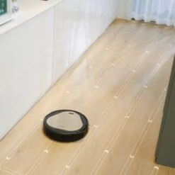 Trifo Ollie Pet - Aspirateur Robot Avec IA Et Assainisseur D'air Intégré - Convient à Tous Les Types De Poils, Y Compris Les Poils D'animaux Et La Poussière -Nettoyage Produits Boutique 1200x1200 1130