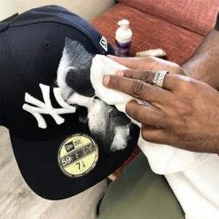 Jason Markk Hat Care Kit, Set De Nettoyage Pour Casquettes, Casquettes Et Chapeaux, Kit De Nettoyage Avec Mousse De Nettoyage Et Brosse 9 Jason Markk Hat Care Kit, Set De Nettoyage Pour Casquettes, Casquettes Et Chapeaux, Kit De Nettoyage Avec Mousse De Nettoyage Et Brosse -Nettoyage Produits Boutique 1200x1200 1460
