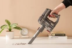 Swiss Pro+ | Aspirateur Balai V12 Sans Fil - Aspirateur à Main - Voleur à Main - Aspirateur De Voiture - Sans Fil - Sans Sac - Rechargeable - Respectueux De L'environnement | Avec Fonction Turbo -Nettoyage Produits Boutique 1200x799 41