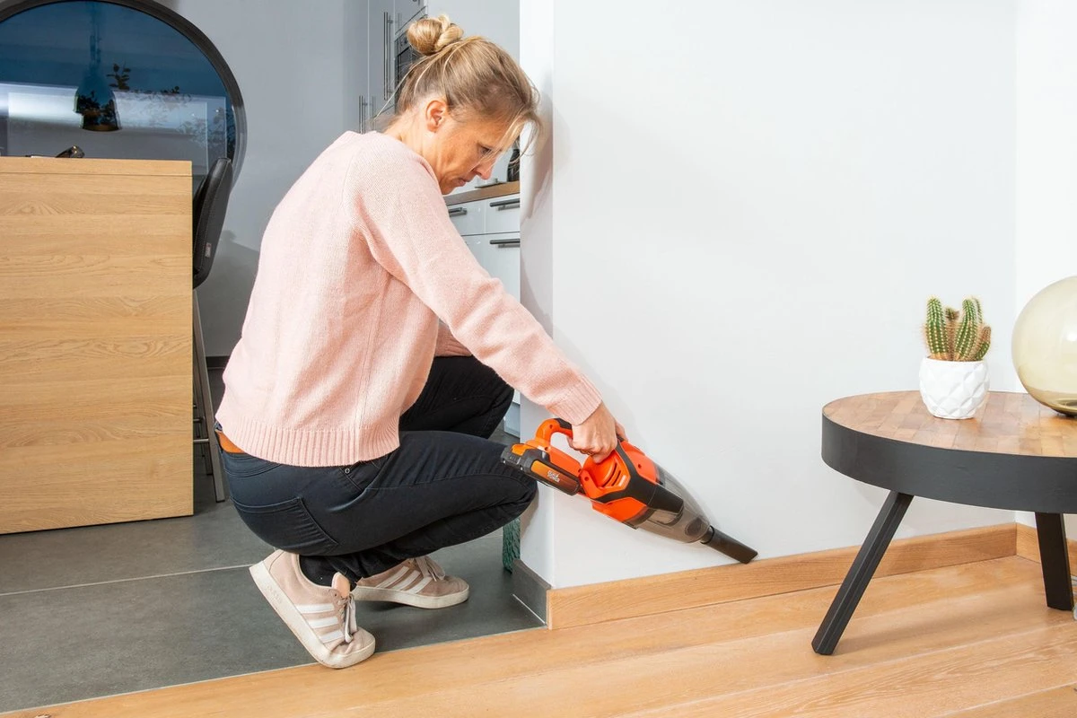 Powerplus Dual Power POWDP6030 Aspirateur à Main / Voleur à Main - 20V - Incl. Accessoires - HT Batterie Et Chargeur 7 Powerplus Dual Power POWDP6030 Aspirateur à Main / Voleur à Main - 20V - Incl. Accessoires - HT Batterie Et Chargeur – Image 5