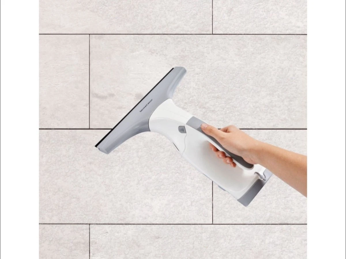 SILVERCREST® Nettoyant Pour Vitres Sans Fil Avec Vaporisateur - 150 Ml - Convient également Aux Surfaces Lisses Telles Que Les Cabines De Douche Et Les Carreaux 4 SILVERCREST® Nettoyant Pour Vitres Sans Fil Avec Vaporisateur - 150 Ml - Convient également Aux Surfaces Lisses Telles Que Les Cabines De Douche Et Les Carreaux – Image 2