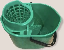 Seau à Vadrouille / Seau à Vadrouille Vert 12 Litres Avec Panier - Nettoyage / Nettoyage Des Sols - Seau à Vadrouille En Plastique / Plastique - Produits D'entretien -Nettoyage Produits Boutique 1200x937 6
