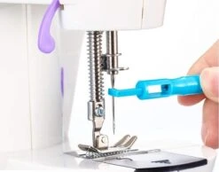 Enfileur De Machine à Coudre De Luxe WiseGoods - Coudre De Fil/ Fils à Coudre à Machines à Coudre - Accessoires De Vêtements Pour Bébé De Couture - Hobby - DIY - Tools 13 Enfileur De Machine à Coudre De Luxe WiseGoods - Coudre De Fil/ Fils à Coudre à Machines à Coudre - Accessoires De Vêtements Pour Bébé De Couture - Hobby - DIY - Tools -Nettoyage Produits Boutique 1200x942